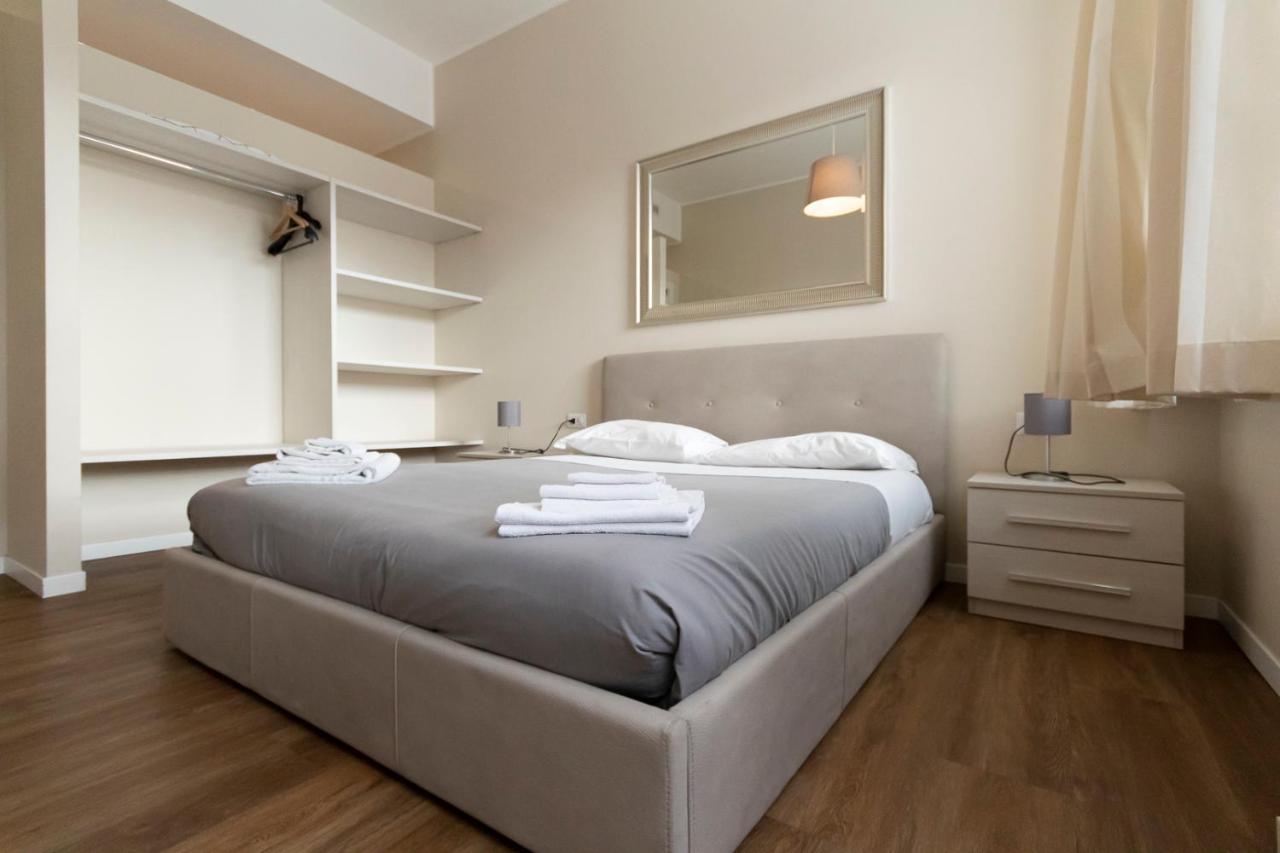 Via Torino Apartment 2 Милано Екстериор снимка
