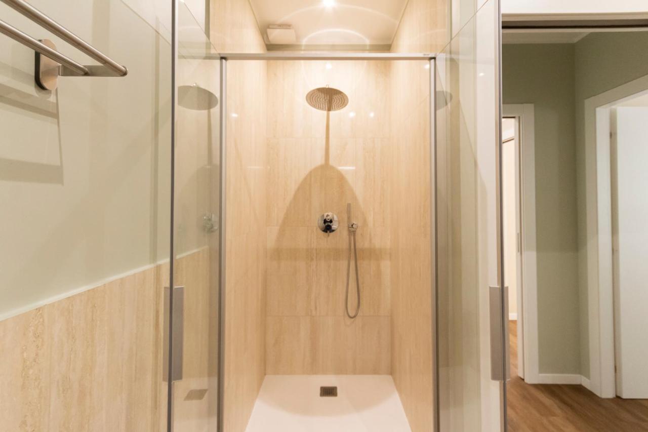 Via Torino Apartment 2 Милано Екстериор снимка