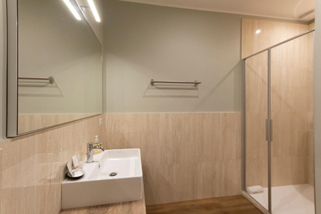 Via Torino Apartment 2 Милано Екстериор снимка